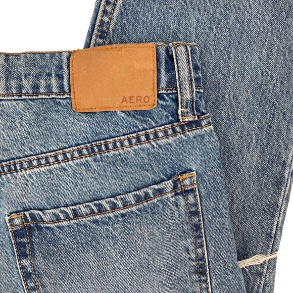 Aeropostale Size 6 High Rise Distressed Mom Jeans - 90 Vibes - Picture 5 of 10